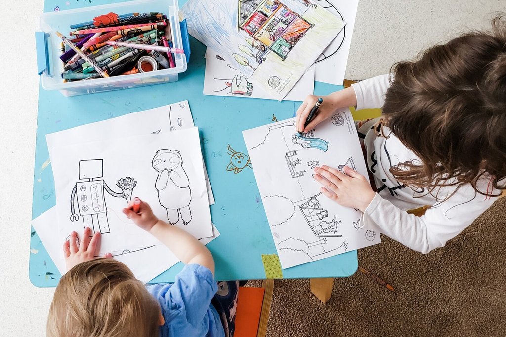 children coloring, Robot vs. Sloth, La Ru, crayons, blue table