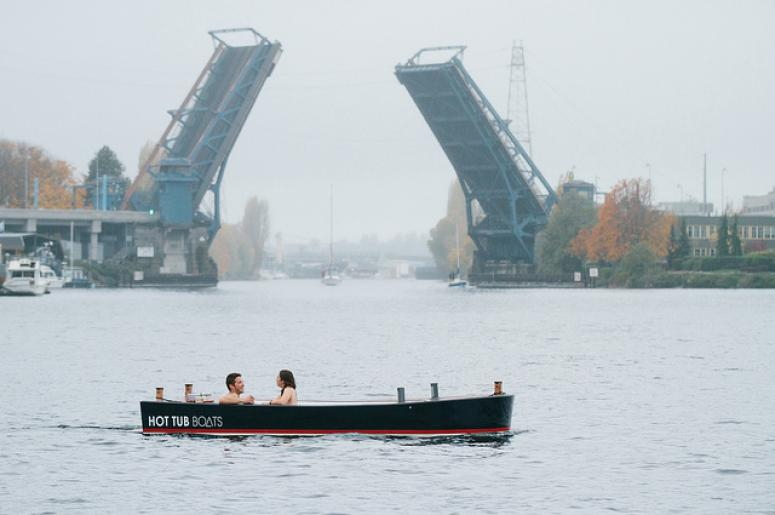 Fremont bridge, Lake Union, Hot Tub Boat