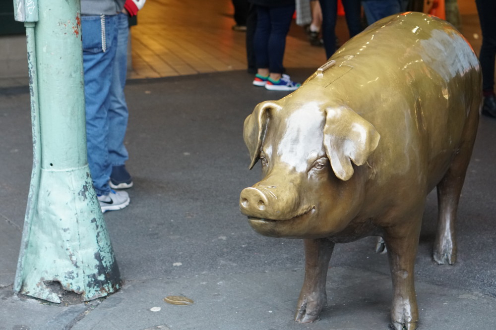 Rachel the Pig, Piggy Bank, Pike Place Market, Seattle, Washington