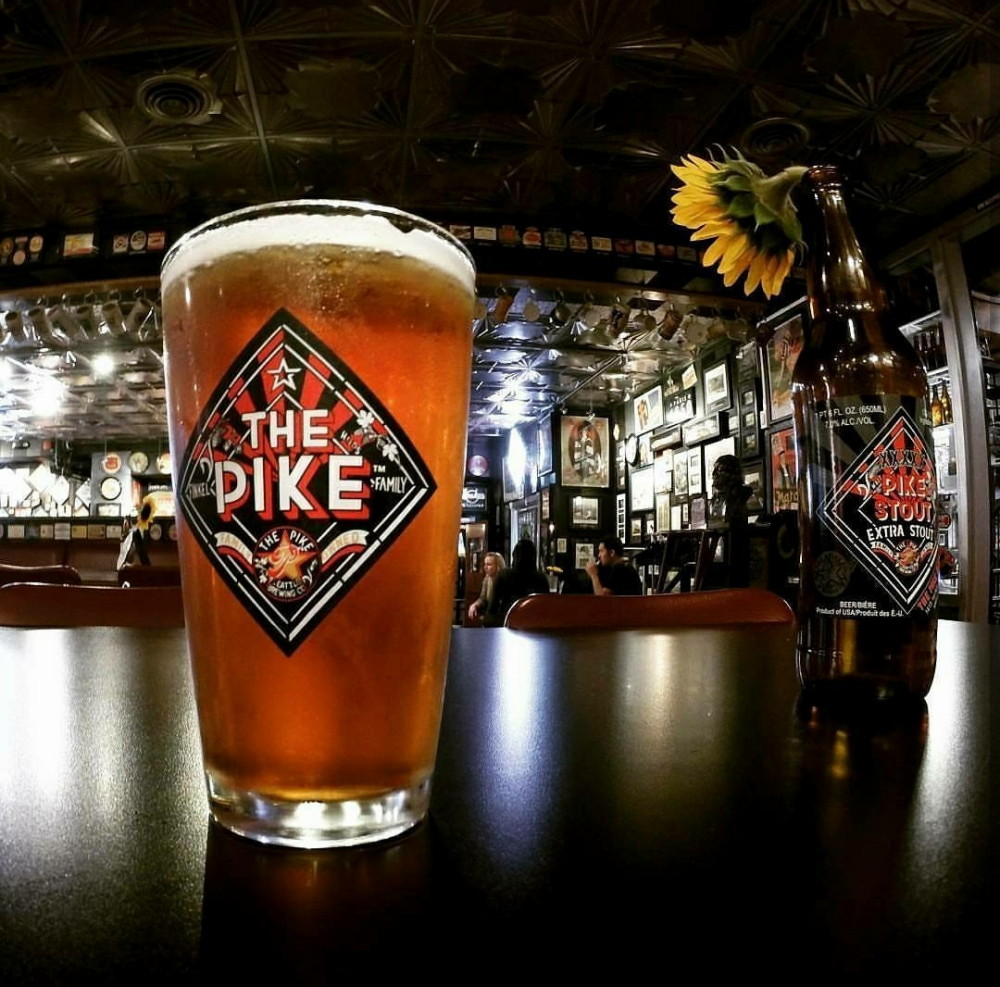 Pike Place Ale, Pike Brewing Company, Daisy, Pike Place Market, Seattle, Washington