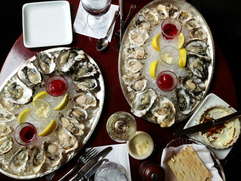 Oyster Happy Hour, downtown Seattle